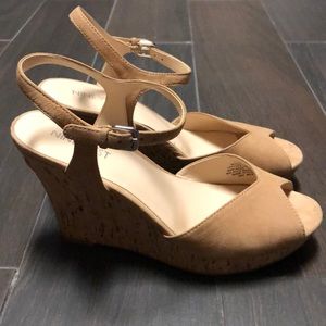 Nine west nude wedges sandals